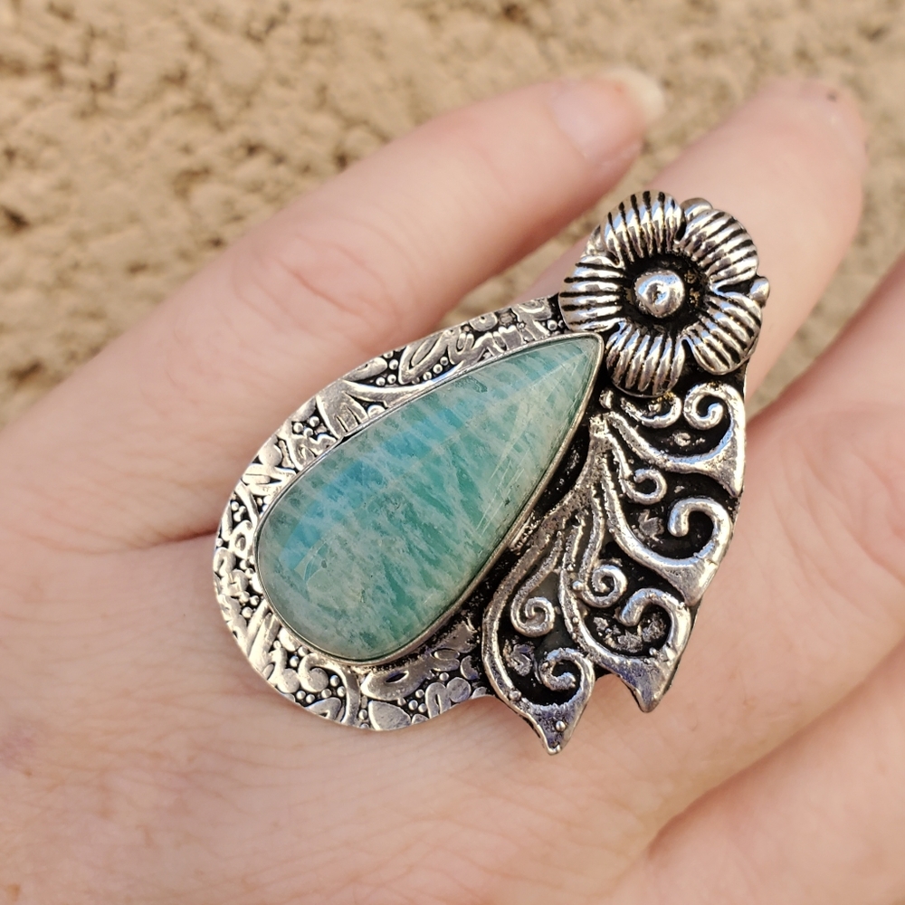 Turquoise Teardrop Silver Floral Statement Ring